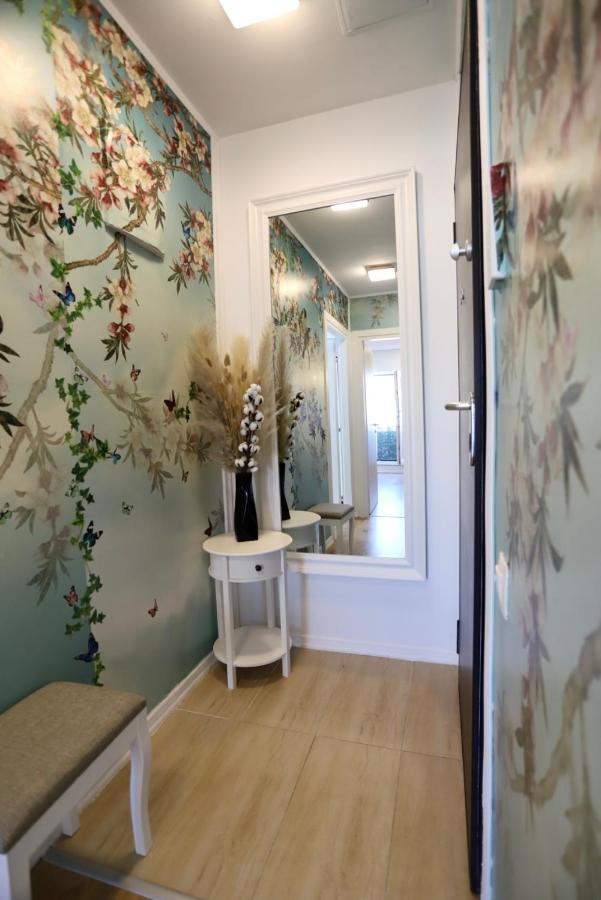 Apartament Beauty Smarald By Cosmopolis Stefanestii de Jos Kültér fotó